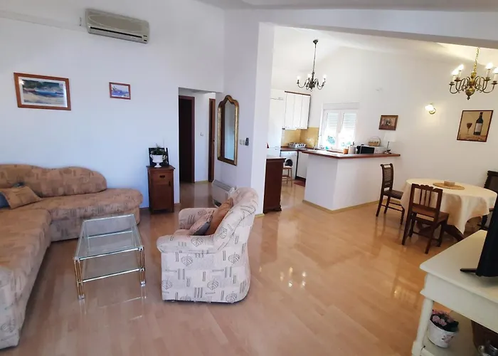 Meli Διαμέρισμα *