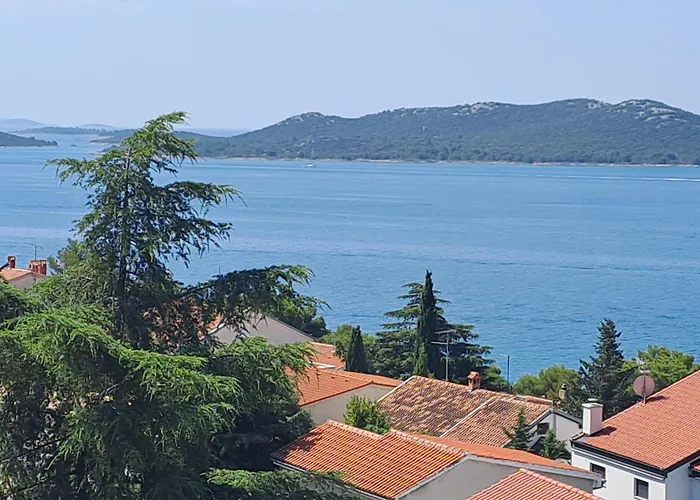 Διαμέρισμα Meli *